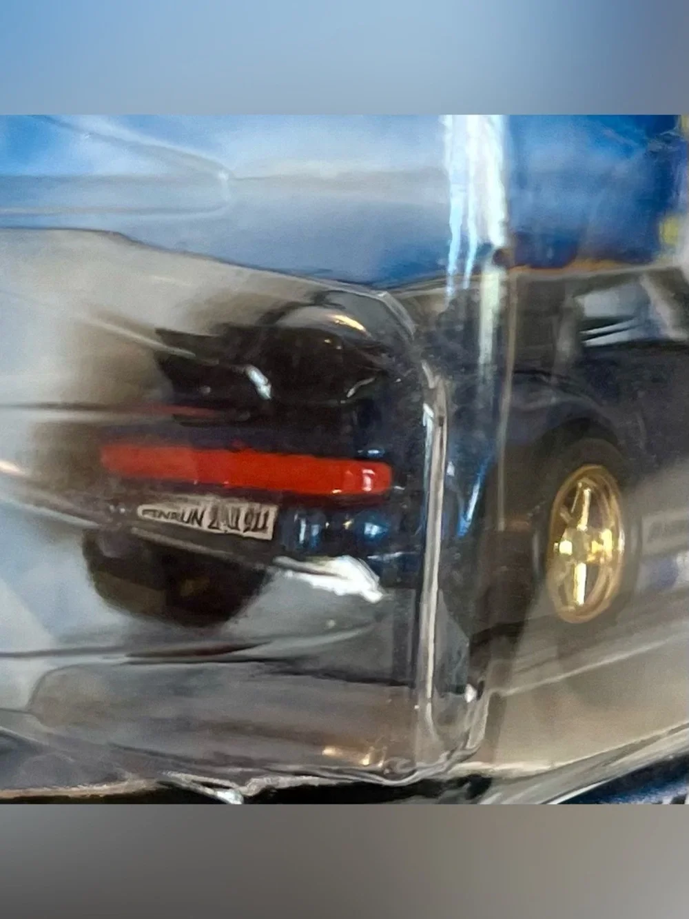 Hot Wheels 2001 Final Run Retiring Model P-911 Porsche 911 Metalflake Blue MOC